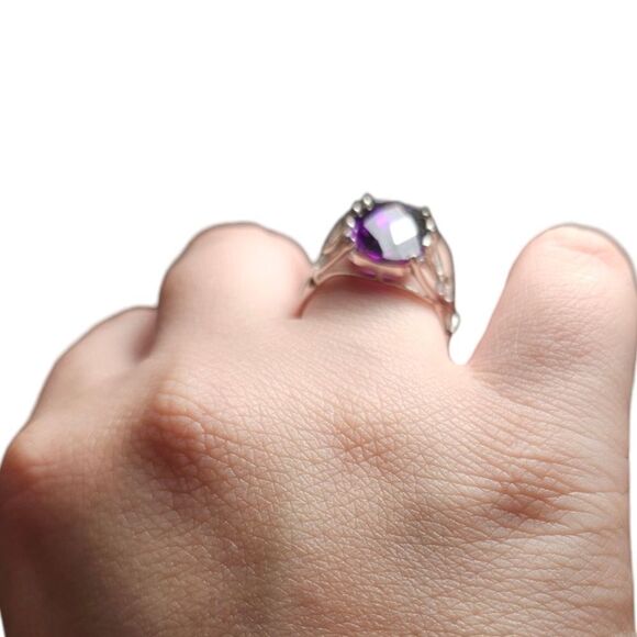 925 Sterling Silver Glass Amethyst Victorian Gemstone Ring (Size 8) - Picture 7 of 16